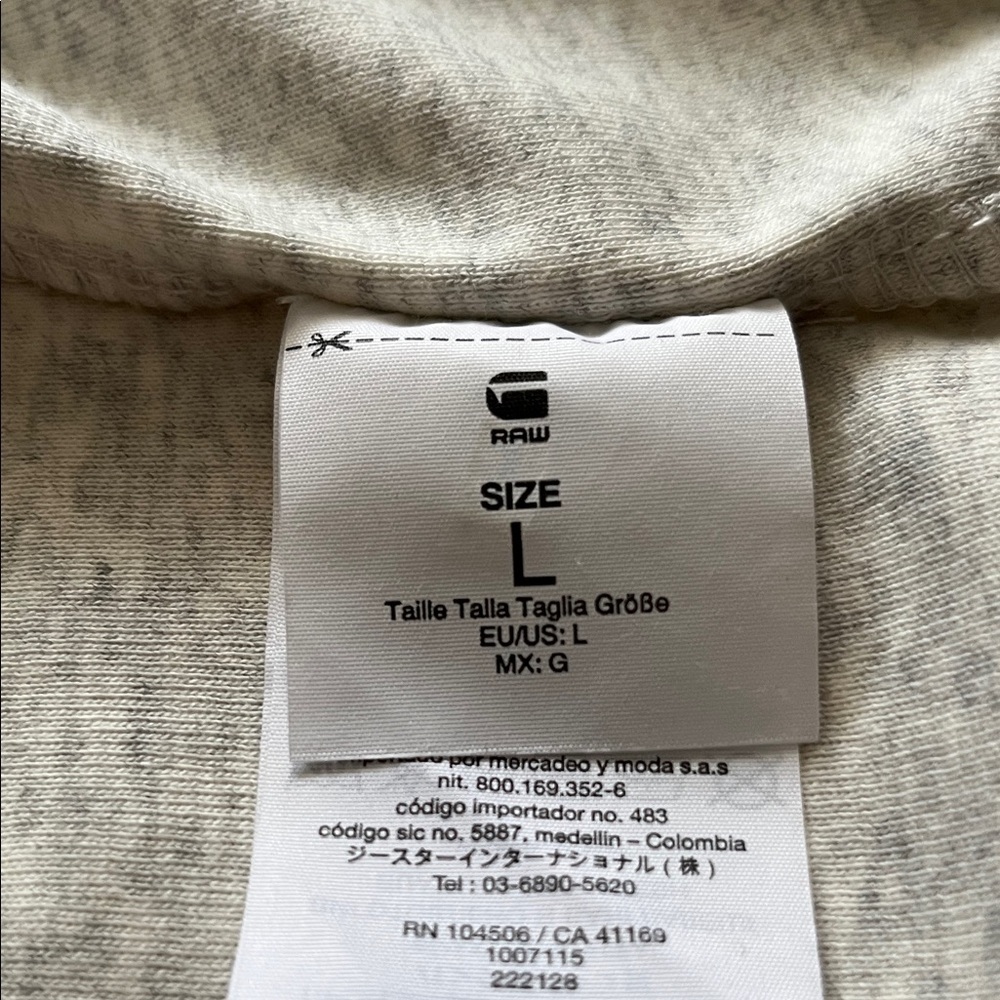 G-Star Men's White Tee with Black Logo new with no tag - Picture 8 of 11